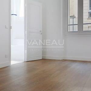 PARIS XVII - Deux pièces en rez-de-chaussée - rue de Levis