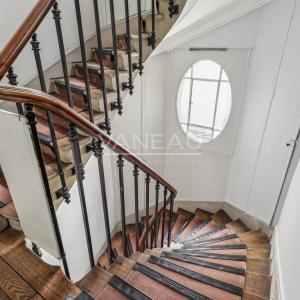 Paris VIe - Maison Bourgeoise, à quelques pas du jardin du Luxem