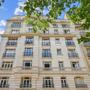Paris VII- Appartement familial au pieds du Champ-De-Mars