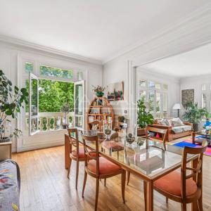 Paris VII- Appartement familial au pieds du Champ-De-Mars