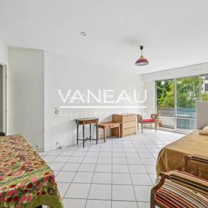 Convention Alleray - Studio avec balcon sur verdure