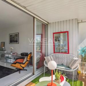 XV ème Javel - Grand studio lumineux avec loggia. Sans vis-àvis