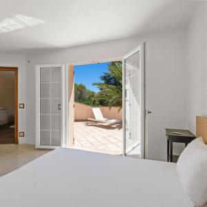 Mougins – Superbe villa provençale avec terrain constructible à 