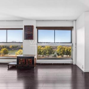 Paris XVe 4 pièces vue Seine - Mirabeau /Javel.