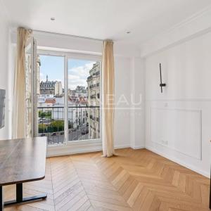 PARIS XVIe - Village d'Auteuil - Bel appartement familial et de 