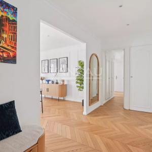 PARIS XVIe - Village d'Auteuil - Bel appartement familial et de 
