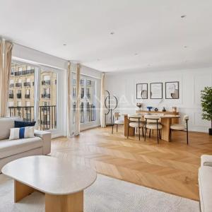 PARIS XVIe - Village d'Auteuil - Bel appartement familial et de 