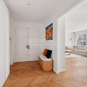 PARIS XVIe - Village d'Auteuil - Bel appartement familial et de 
