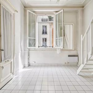 Paris XVe - Boulevard Pasteur - Studette avec mezzanine