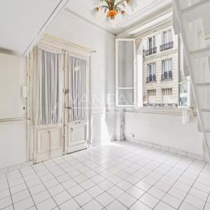 Paris XVe - Boulevard Pasteur - Studette avec mezzanine
