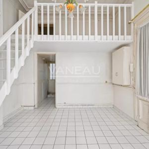 Paris XVe - Boulevard Pasteur - Studette avec mezzanine