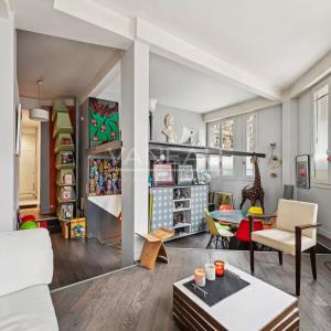 PARIS XVIIIe - Lamarck Caulaincourt  - Atelier d' artiste + un s