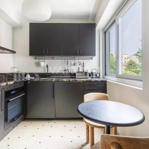 Paris 15ème Suffren 3 pièces meublé -