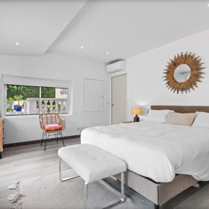 Proche Mougins, Magnifique villa rénovée à vendre