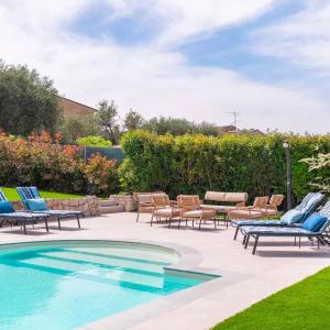 Proche Mougins, Magnifique villa rénovée à vendre