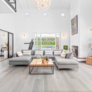 Proche Mougins, Magnifique villa rénovée à vendre