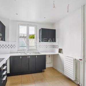 Paris XVe  Necker - Pasteur - Superbe appartement quatre pièces 