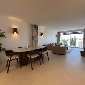 Cannes Basse Californie - Appartement 4 pièces vue mer à vendre