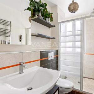 Paris 12e - Porte Dorée - Vues dégagées - étage élevé avec ascen