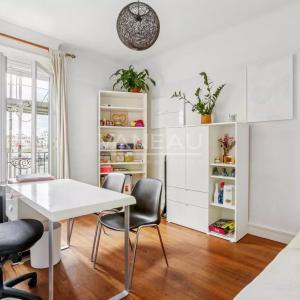 Paris 12e - Porte Dorée - Vues dégagées - étage élevé avec ascen