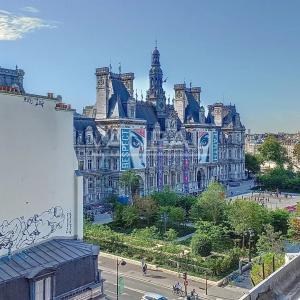 PARIS IV  -  4 pièces  -  rue du Renard