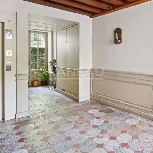 PARIS Ve - Monge / Montebello - Duplex en dernier étage avec vue