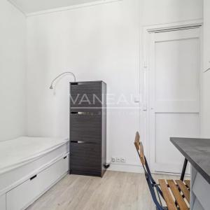 Paris XVIe - Place Victor Hugo / Poincaré - Studette de 10,12 m2