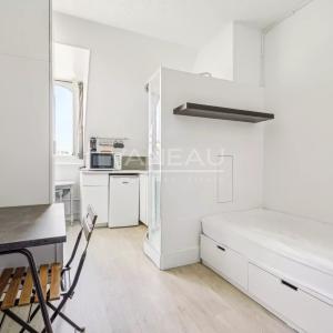 Paris XVIe - Place Victor Hugo / Poincaré - Studette de 10,12 m2
