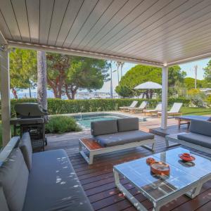 CANNES CROISETTE – UNIQUE VILLA