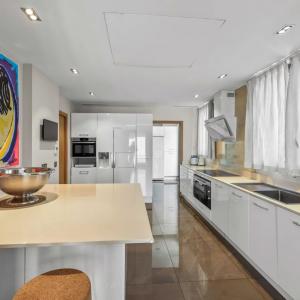 CANNES CROISETTE – UNIQUE VILLA