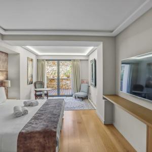 CANNES CROISETTE – UNIQUE VILLA