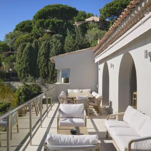 CANNES VILLA RENOVEE VUE MER PANORAMIQUE A VENDRE