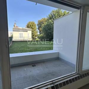 Studio avec Terrasse, box et résidence rénovée et sécurisée – Vi