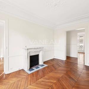 Paris XVIe - Auteuil - Appartement traversant en étage élevé.