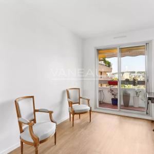 6 pièces en dernier étage avec balcons et vues dégagées