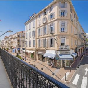 Cannes Banane - Appartement bourgeois 5 pièces rénové à vendre