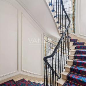 Paris XVIe - Village d'Auteuil - Mission Marchand - Appartement 