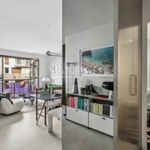 Paris IXe. Victor Massé - Appartement rénové avec balcon.