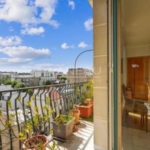 Neuilly- Full Pasteur -Terrasse.