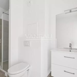 Issy-les-Moulineaux - Appartement deux pièces rénové balcon vue 