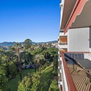 CANNES BASSE CALIFORNIE APPARTEMENT A VENDRE