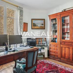 PARIS XVeme - Beau classique - Saint Lambert