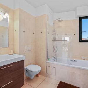 Cannes Saint-Nicolas – Superbe duplex de 5 pièces au dernier éta