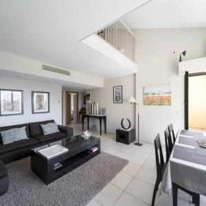 Cannes Saint-Nicolas – Superbe duplex de 5 pièces au dernier éta