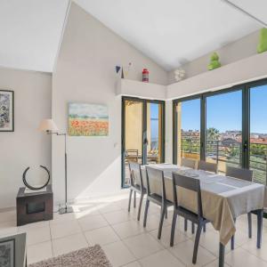 Cannes Saint-Nicolas – Superbe duplex de 5 pièces au dernier éta