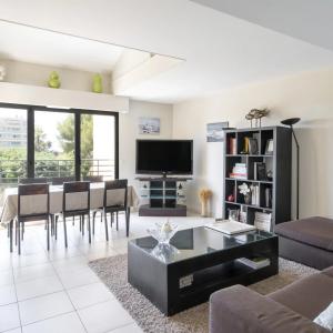 Cannes Saint-Nicolas – Superbe duplex de 5 pièces au dernier éta