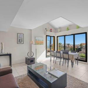 Cannes Saint-Nicolas – Superbe duplex de 5 pièces au dernier éta