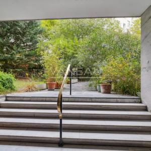 Paris XVIème - Ranelagh - Studio avec balcon