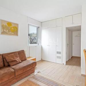 Paris XVIème - Ranelagh - Studio avec balcon