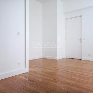 Paris VII - Studio - Rue Vaneau